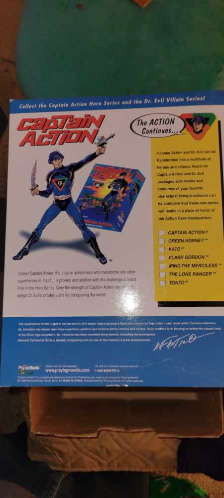 Captain Action  - Playing Mantis action figure collectible - Main Image 3