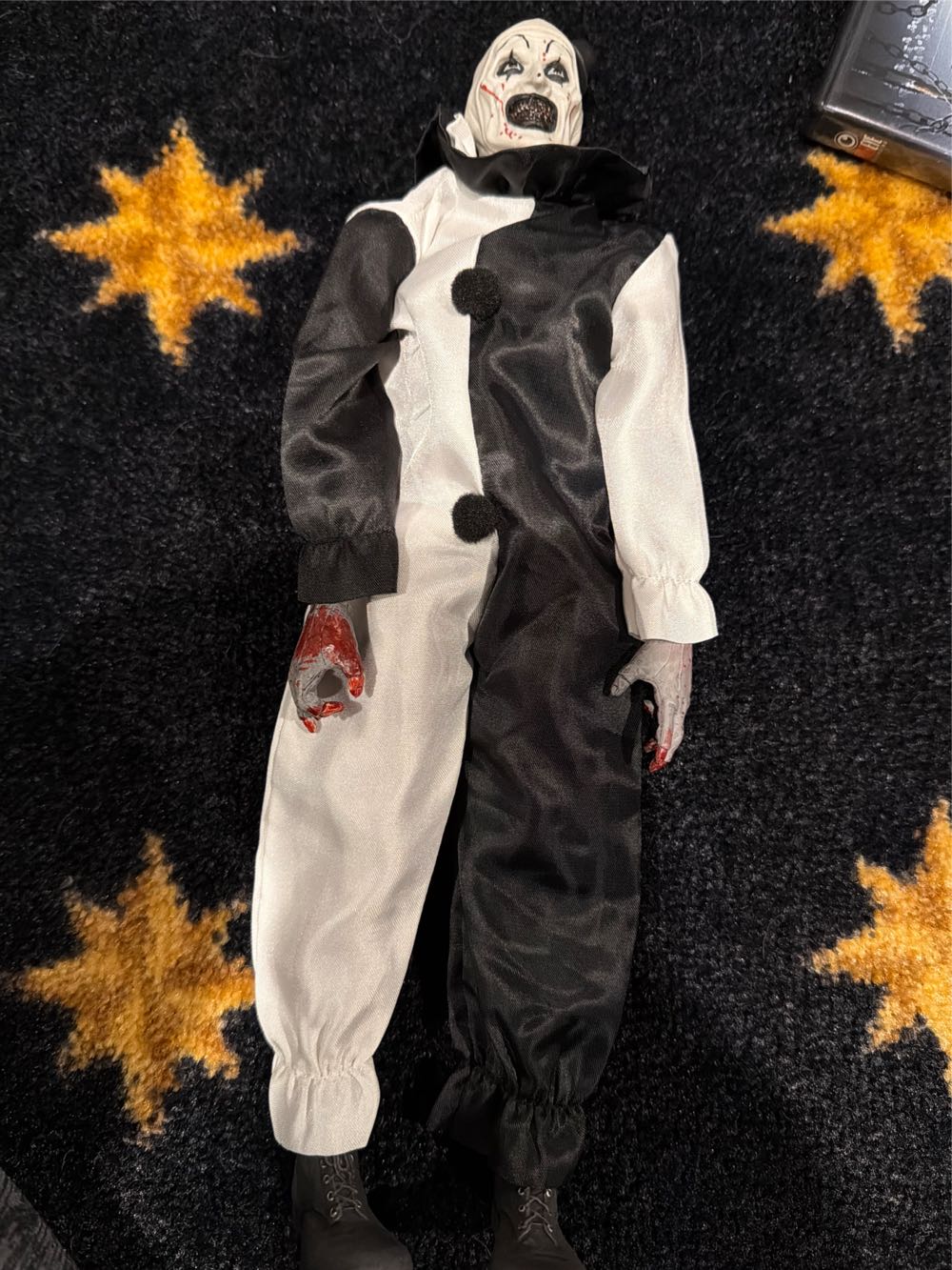 Art The Clown-Trick Or Treat Studios - Trick or Treat Studios (Horror) action figure collectible - Main Image 4