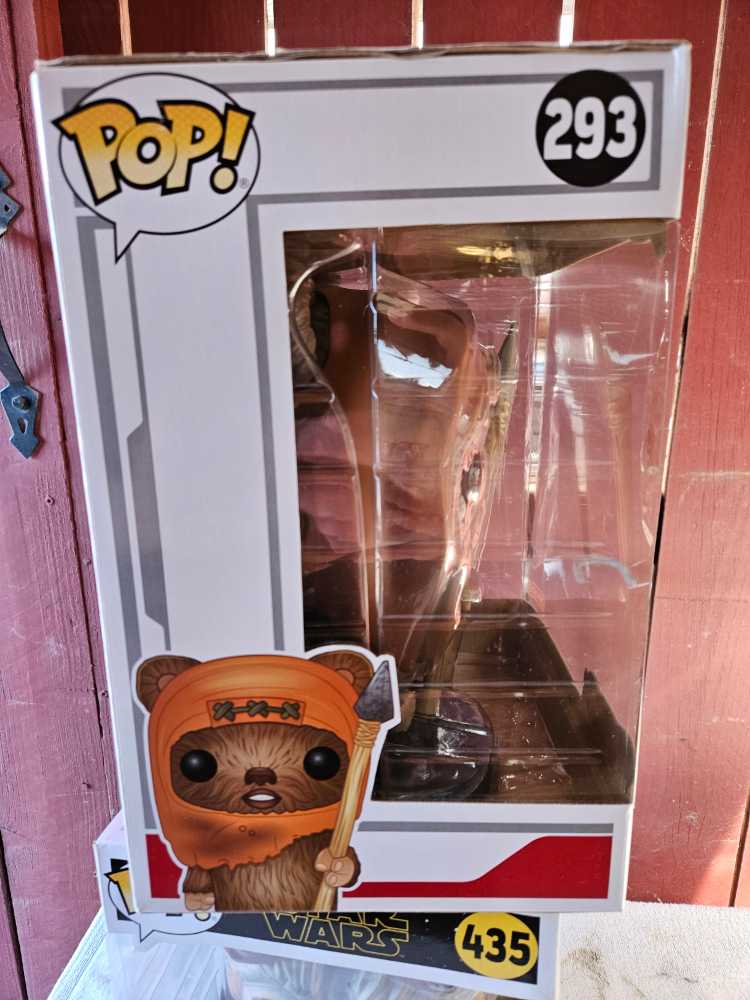 *Funko Pop Star Wars Wicket 10 Inch Pop Funko Movies: Star Wars 10 Wicket W. Warrick - Funko (Funko Pop!) action figure collectible [Barcode 889698375238] - Main Image 4