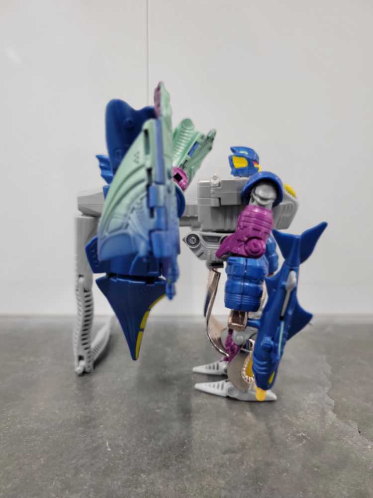 Depth Charge Transmetal - Hasbro (Beast Wars) action figure collectible - Main Image 3