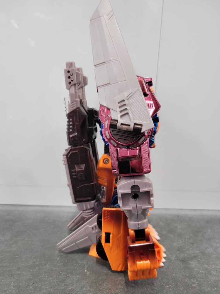 Optimal Optimus 2nd - Hasbro (Beast Wars) action figure collectible - Main Image 3