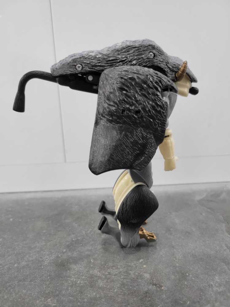 Bonecrusher - Hasbro (Beast Wars) action figure collectible - Main Image 3