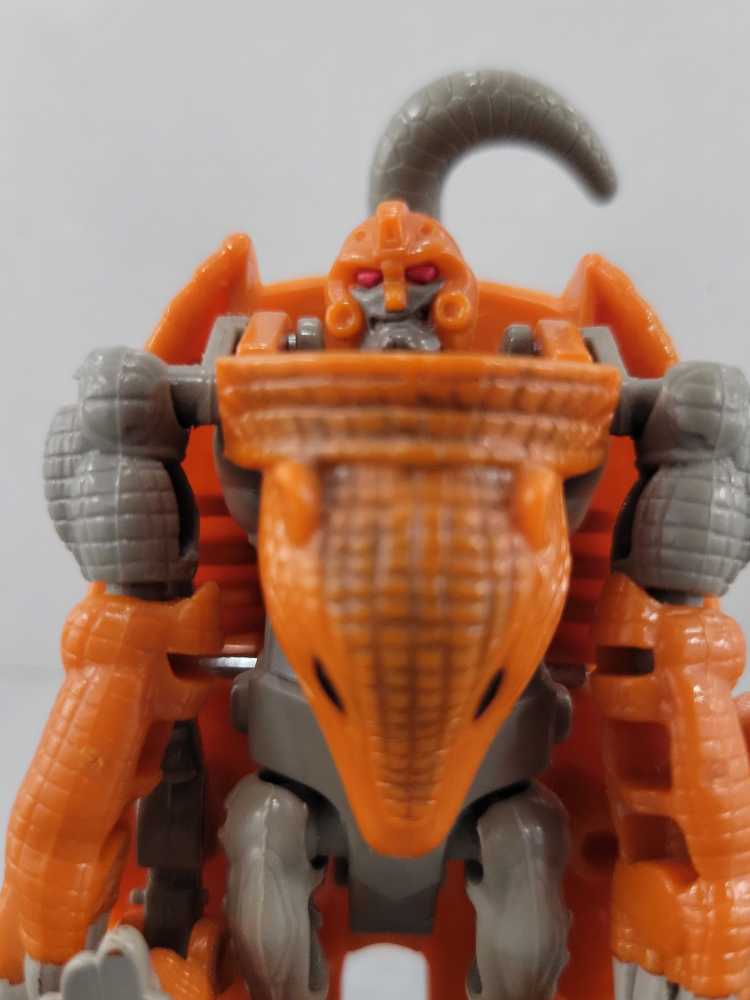 Armordillo - Hasbro (Beast Wars) action figure collectible - Main Image 1