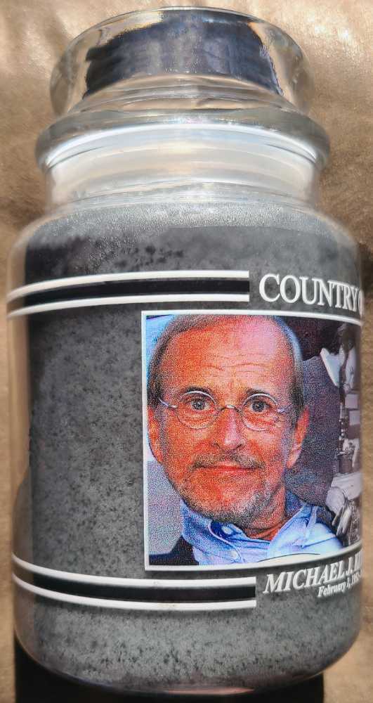 CANDLE: Limited Edition Country Candle Michael J. Kittredge II Remembrance Candle
2022  Kringle  - Kringle Candle (Kringle Exclusive Candles) action figure collectible [Barcode 846853067124] - Main Image 3