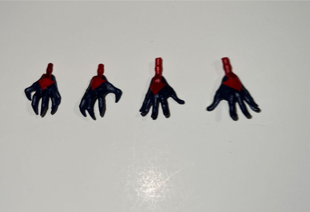 Spiderman 2099 - Hasbro Marvel Legends (Spiderman) action figure collectible - Main Image 2