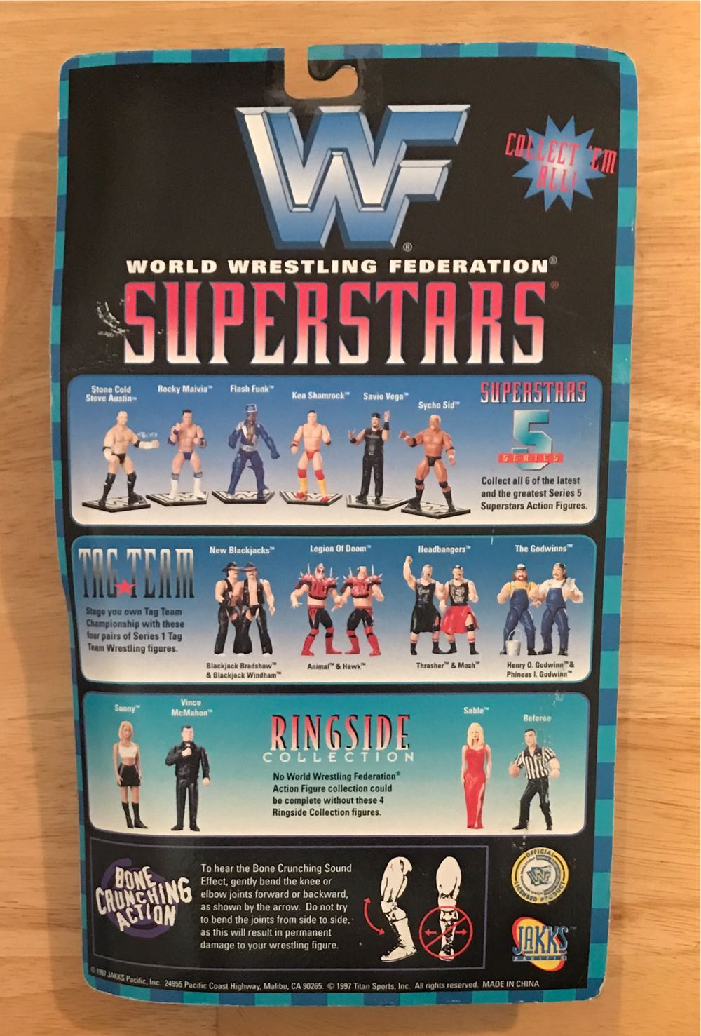 Savio Vega - Jakks Bone Crunchers - Jakks Pacific (Wwe Wrestling) action figure collectible [Barcode 039897807027] - Main Image 2