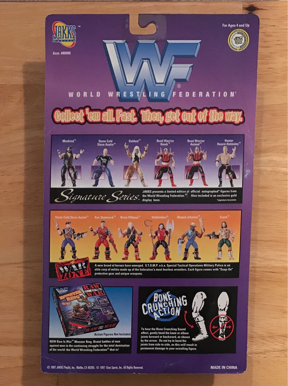 WWF Jakks Pacific BCA Signature Series 1: Hunter Hearst Helmsley - WWF Jakks Pacific BCA (WWF Jakks Pacific BCA Signature Series 1) action figure collectible [Barcode 039897809069] - Main Image 2