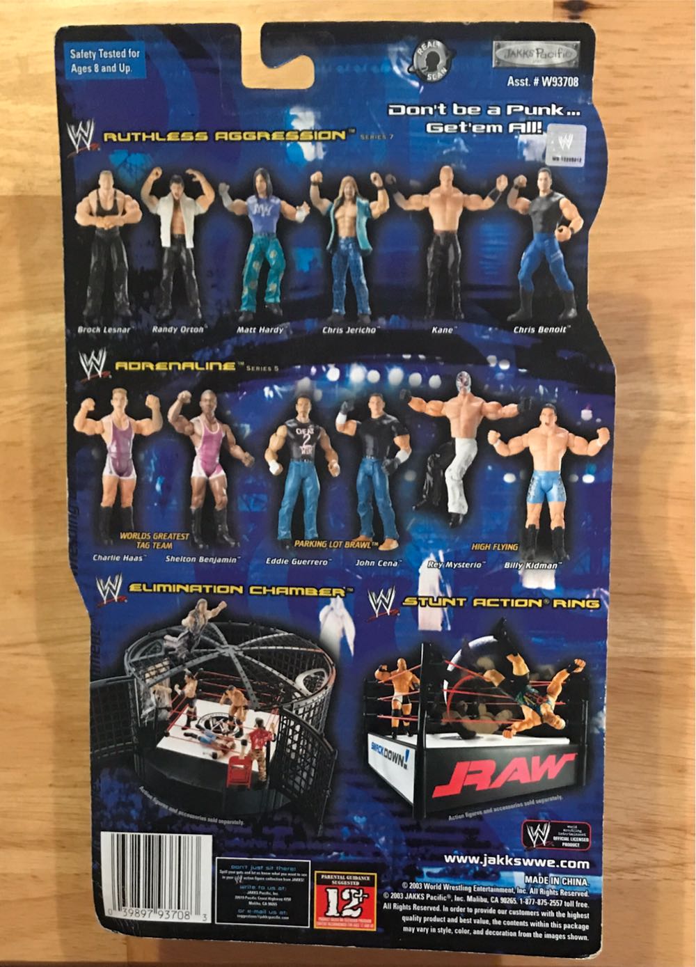 WWE Jakks Pacific Ruthless Aggression Ring Rage Rob Van Dam - WWE Jakks Pacific Ruthless Aggression Series (WWE Jakks Pacific Ruthless Aggression Ring Rage Series 7.5) action figure collectible [Barcode 039897937083] - Main Image 2