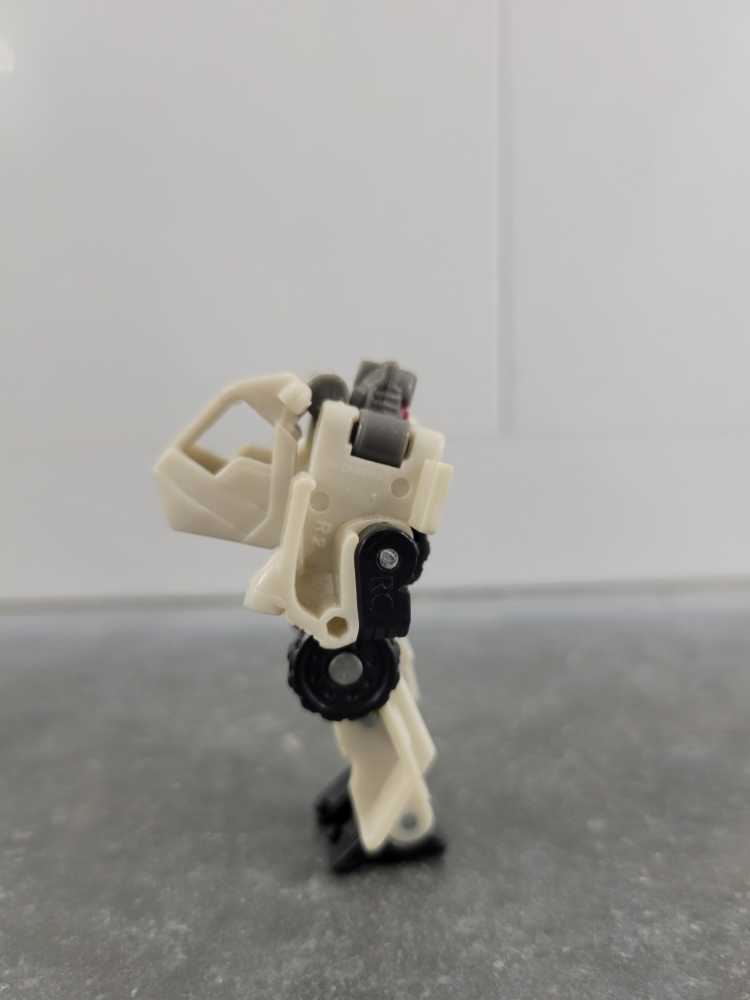 Rollbar With Scavenger - Hasbro (Armada) action figure collectible - Main Image 2