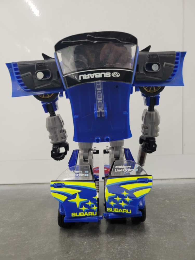 Smokescreen 3rd Robot Mode - Hasbro (Alternators) action figure collectible - Main Image 4