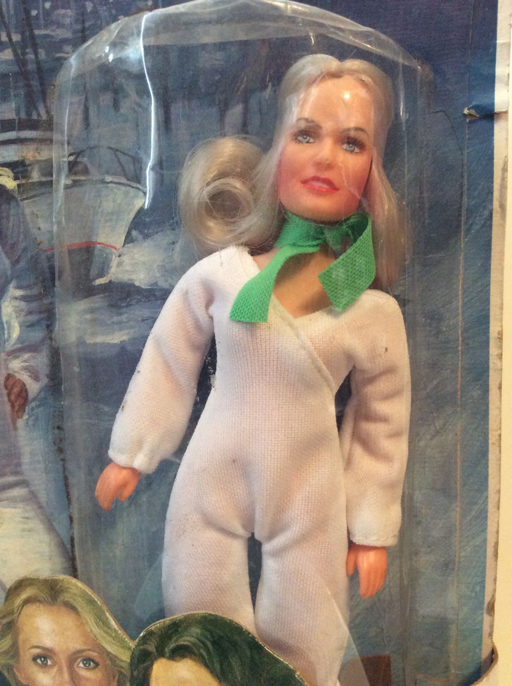 Charlie’s Angels Jill Munroe - Hasbro (Charlie’s Angels) action figure collectible - Main Image 2