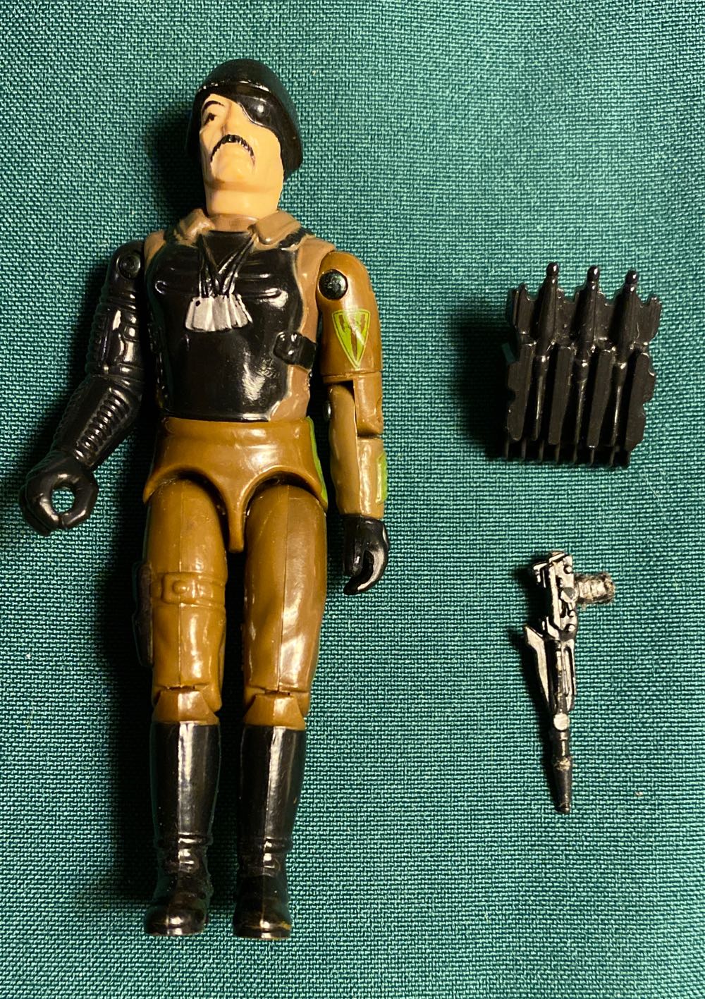 GI Joe- Major Bludd - Hasbro (G.I. Joe - A Real American Hero) action figure collectible - Main Image 2