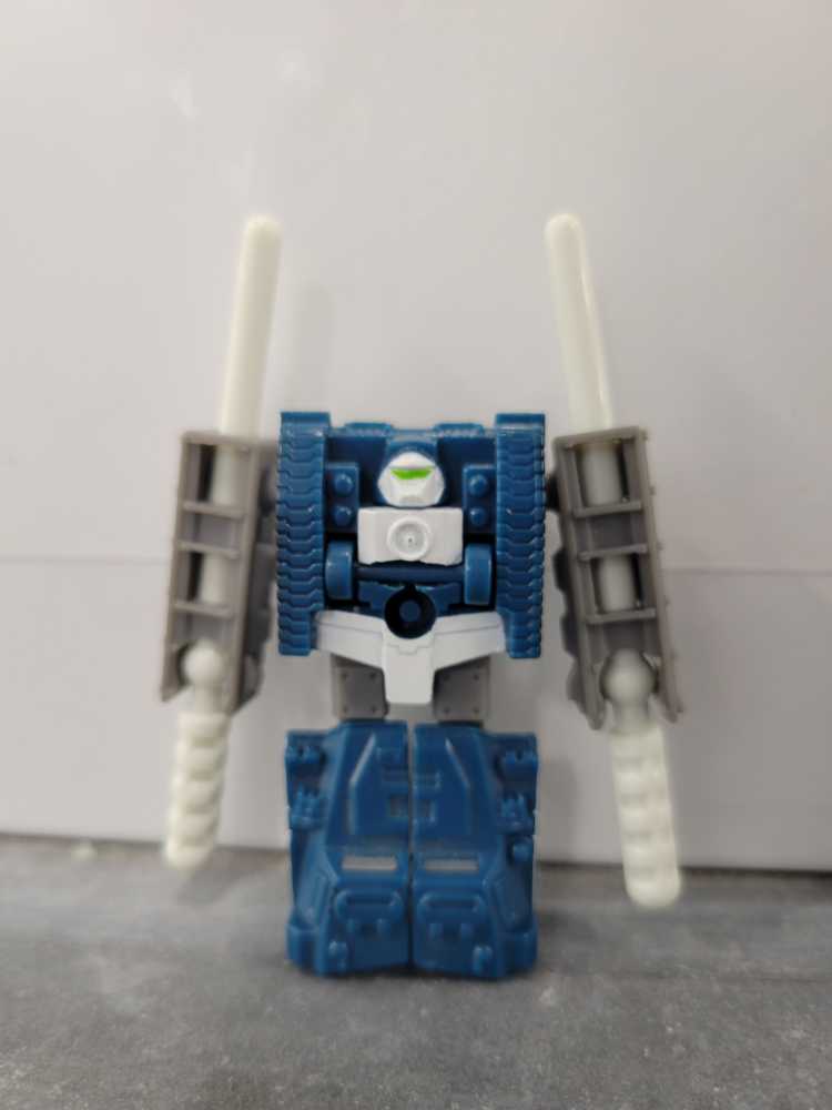 Pop Funko Tv Mini Moments: The Office Darryl With Chase Styles May Vary Multicolor 57388