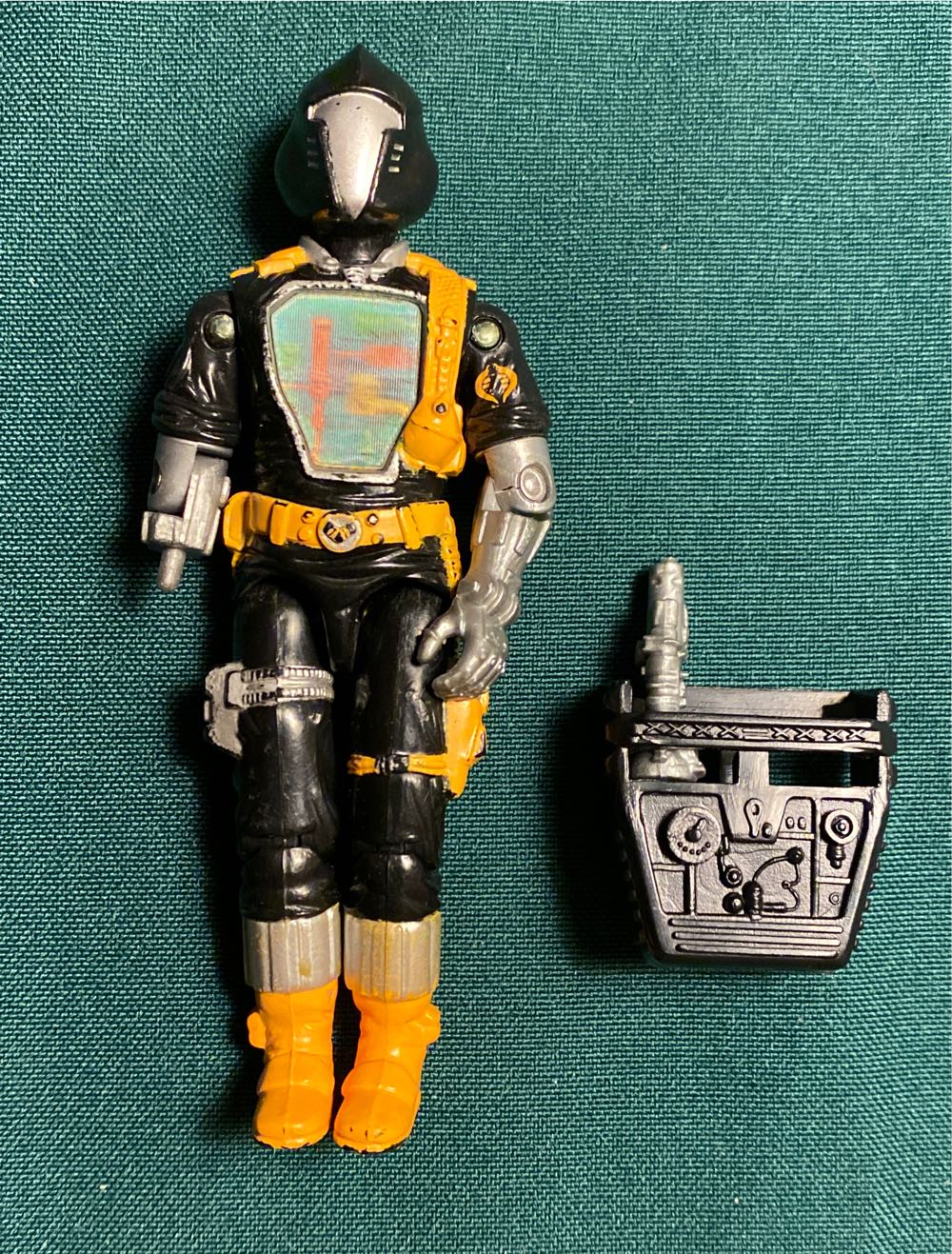 G.I. Joe: B.A.T. - Hasbro (G.I. Joe - A Real American Hero) action figure collectible - Main Image 3