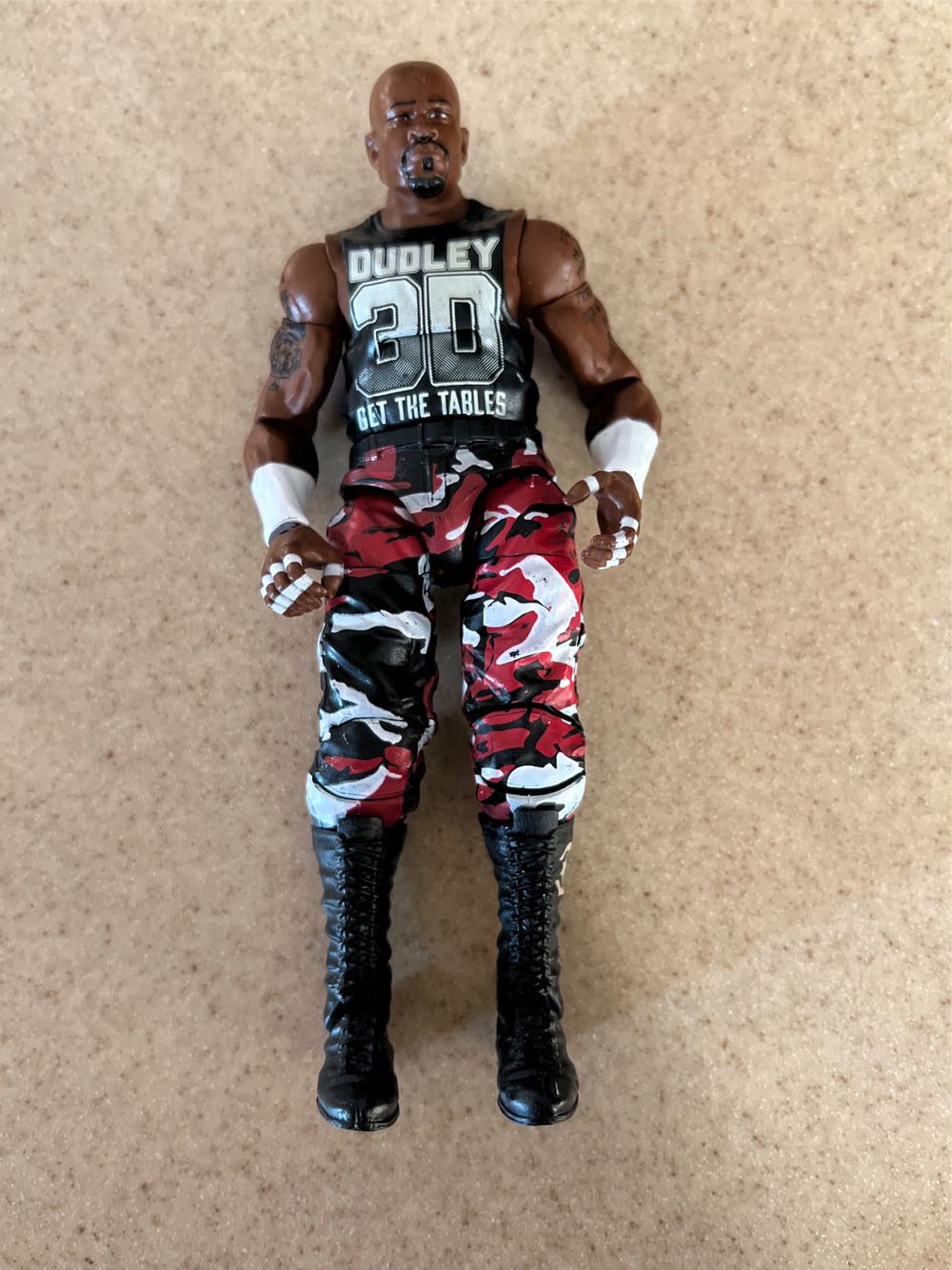 National Lampoons Christmas Vacation: Clark Griswald With Saucer #1160