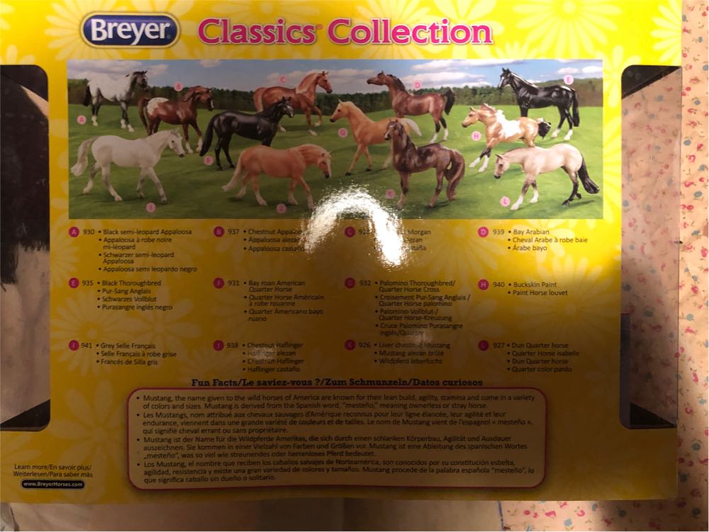 Breyer Liver Chestnut Mustang Liver - Breyer Animal Creations action figure collectible [Barcode 019756009267] - Main Image 2