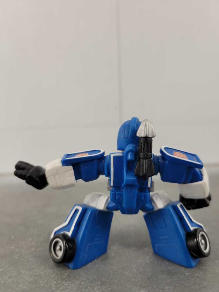 Mirage And Starscream 1st - Hasbro (Robot Heroes) action figure collectible - Main Image 3