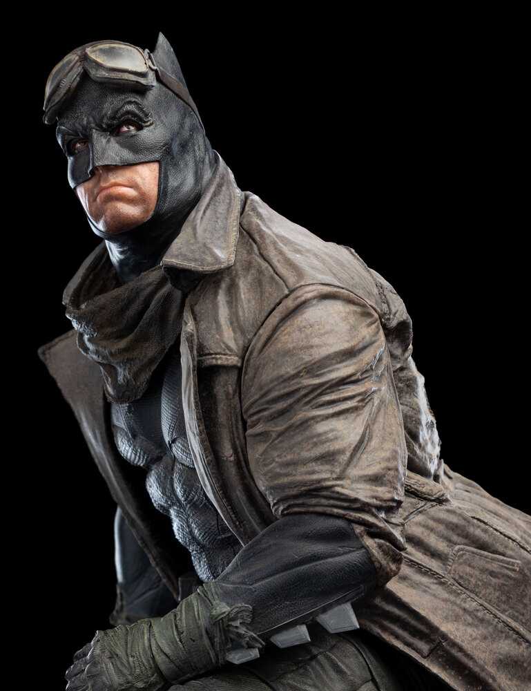 Batman, Knightmare Version, Zack Snyder’s Justice League - Weta Workshop (Zack Snyder’s Justice League (2021)) action figure collectible - Main Image 3