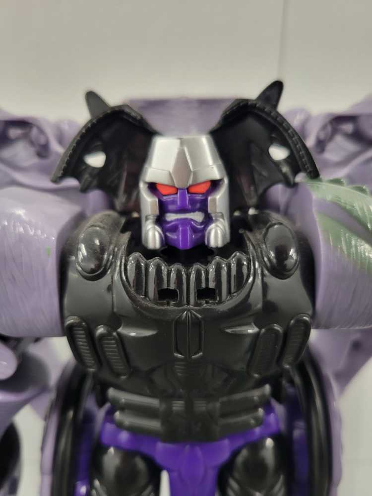 Pop! The Umbrella Academy Vanya Glow In The Dark