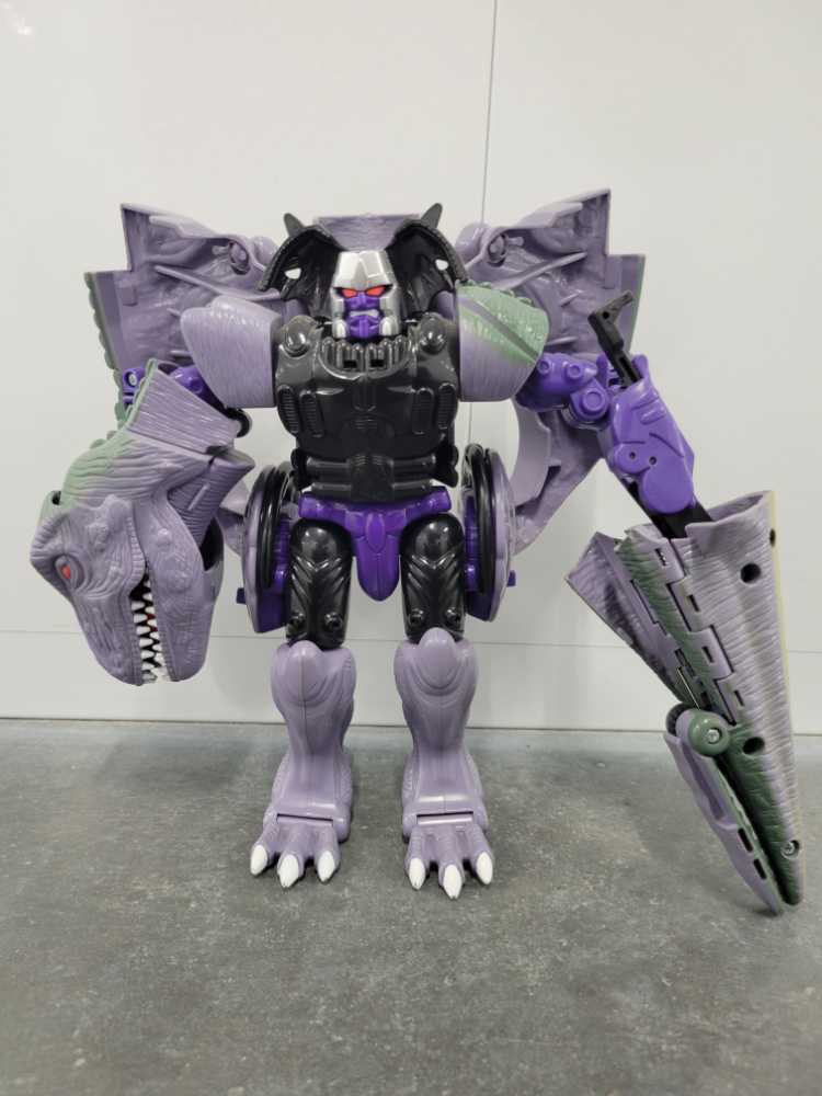 Megatron (Robot Mode) - Hasbro (Beast Wars) action figure collectible - Main Image 2