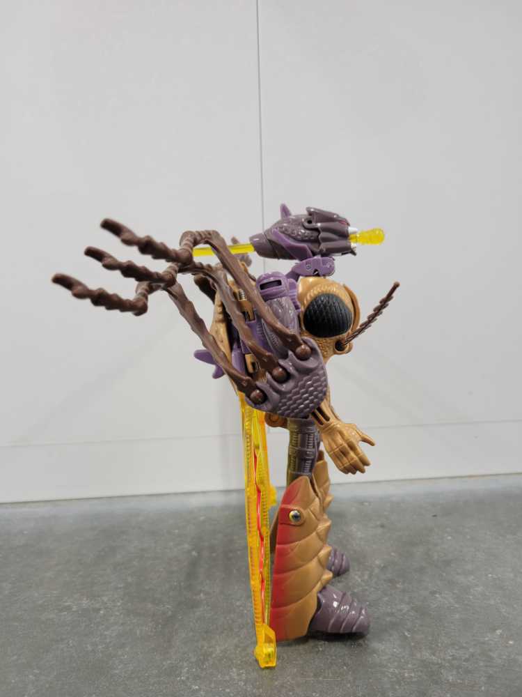 Transquito - Hasbro (Beast Wars) action figure collectible - Main Image 3