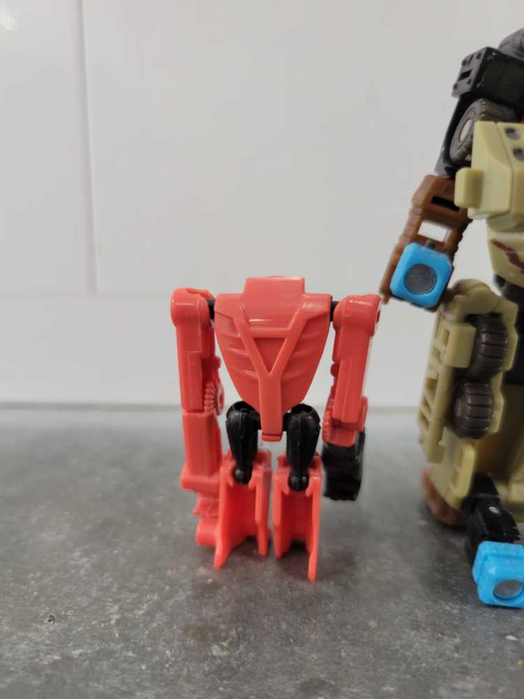 Beacon with Steelshot - Hasbro (Power Core Combiners) action figure collectible - Main Image 3