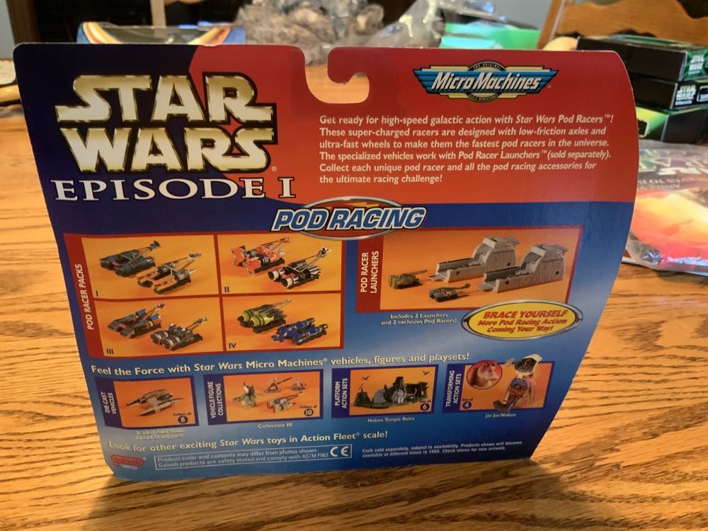 Micro Machines Pod Racer Pack 1 - Galoob (Micromachines: Star Wars) action figure collectible [Barcode 047246665310] - Main Image 2