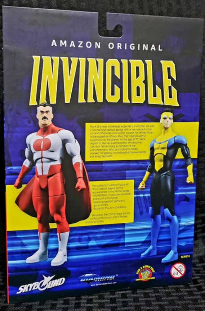 Diamond Select Toys Invincible Omni-man - Skybound Entertainment And McFarlane Toys (diamond selection) action figure collectible [Barcode 699788844052] - Main Image 2