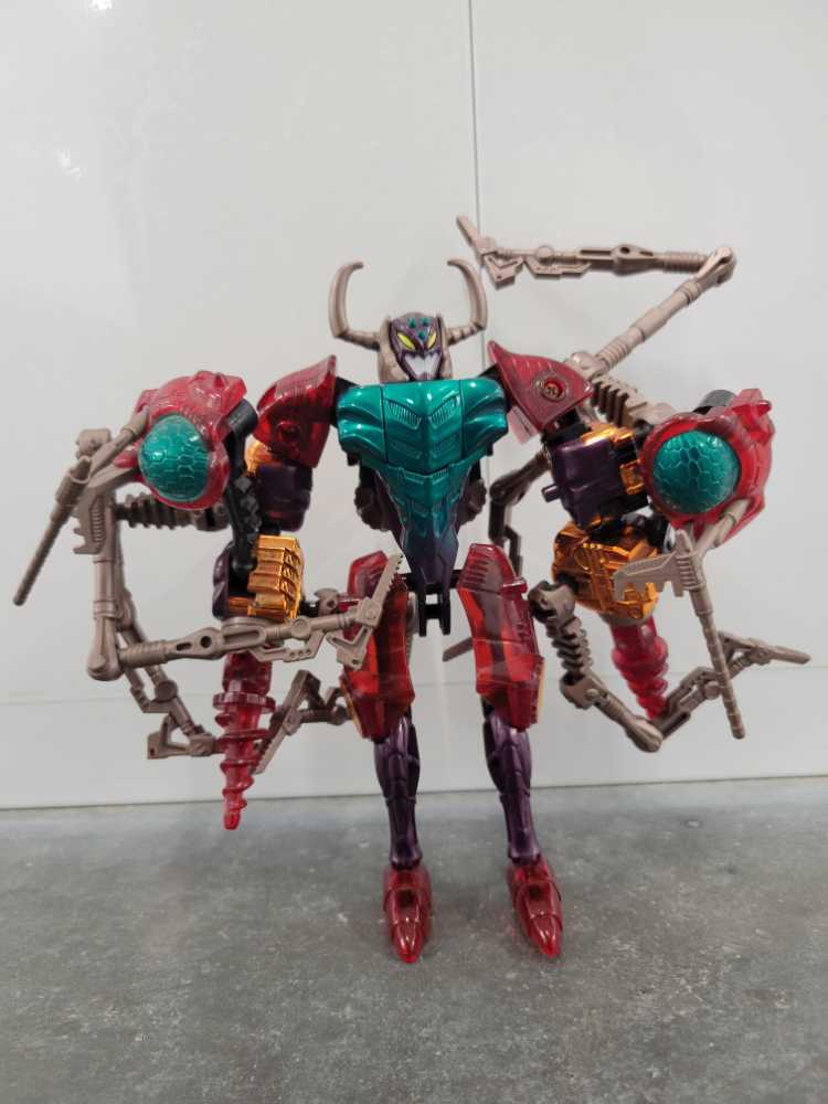 Scavenger - Hasbro (Beast Wars) action figure collectible - Main Image 2