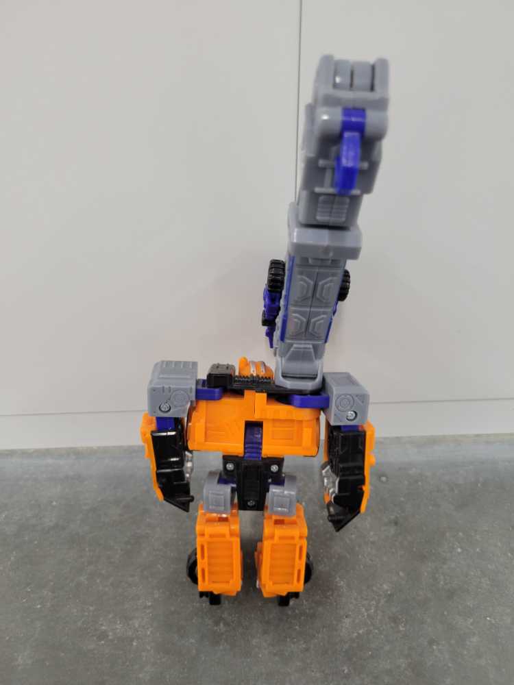 Smokescreen with Liftor - Hasbro (Armada) action figure collectible - Main Image 3