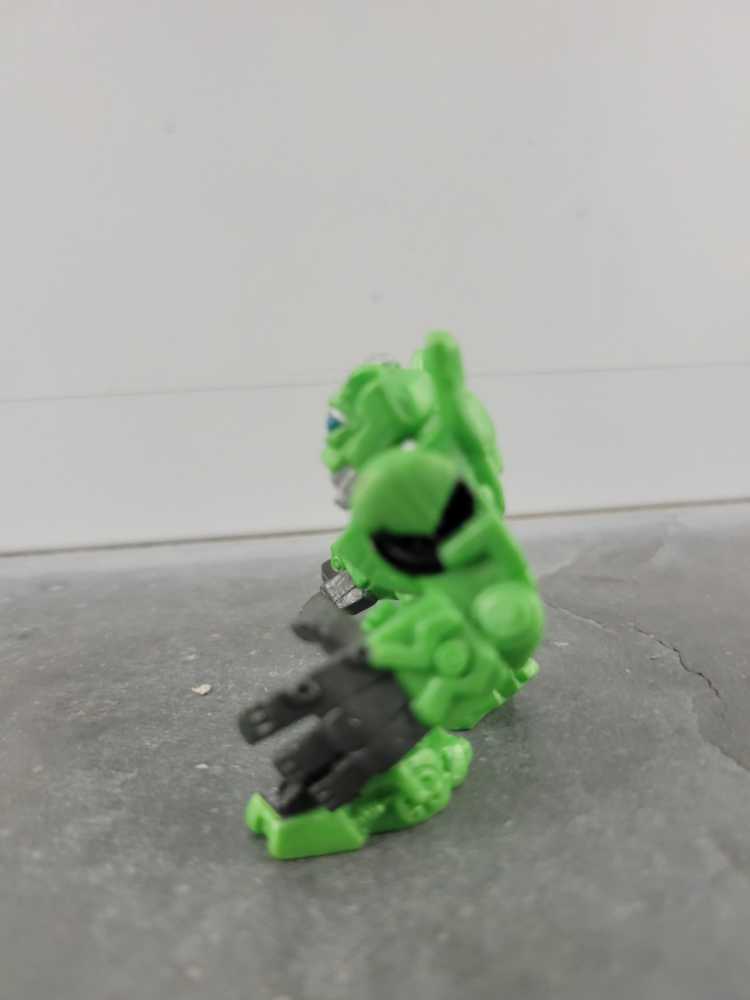 Skids With Megatron 1st - Hasbro (Robot Heroes) action figure collectible - Main Image 4