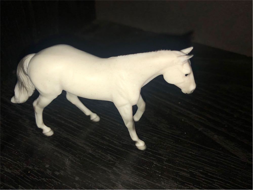 Loping Quarter Horse - Breyer Animal Creations action figure collectible [Barcode 019756972615] - Main Image 3