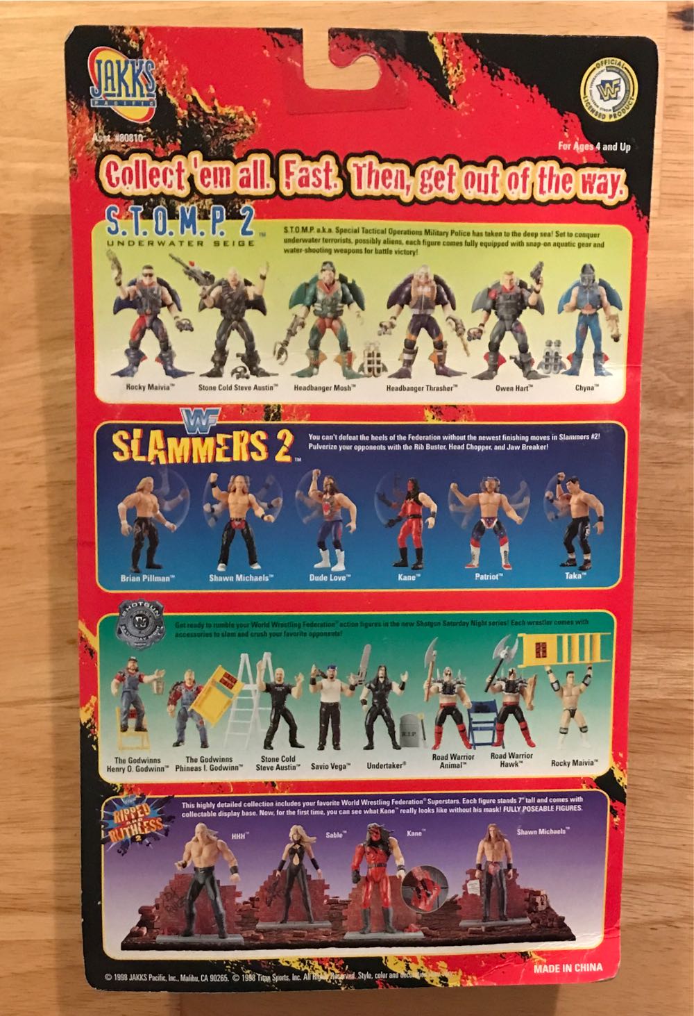 WWF Jakks Pacific BCA Wrestlemania XIV Series: Triple H - WWF Jakks Pacific BCA (WWF Jakks Pacific BCA Wrestlemania XIV Series) action figure collectible [Barcode 039897808147] - Main Image 2