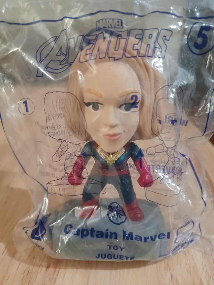 Wwe Classic Superstars Stone Cold Vs Jake The Snake Action Figure