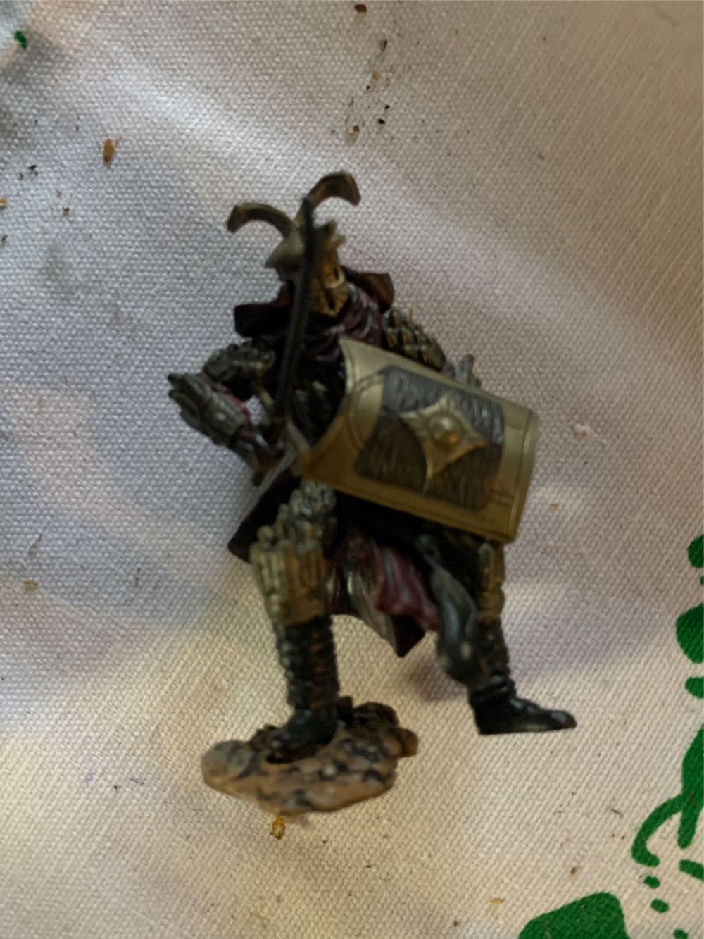 League Of Legends 4-inch Yasuo Collectible Figure W Premium Details And Sword Accessory The Champion Collection Collector Grade Ages 12 And Up