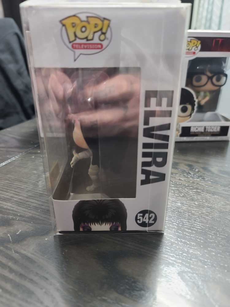 Funko Pop Television 542 Elvira - Funko (Pop Culture) action figure collectible - Main Image 2