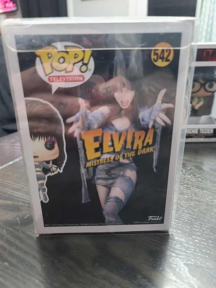 Funko Pop Television 542 Elvira - Funko (Pop Culture) action figure collectible - Main Image 3