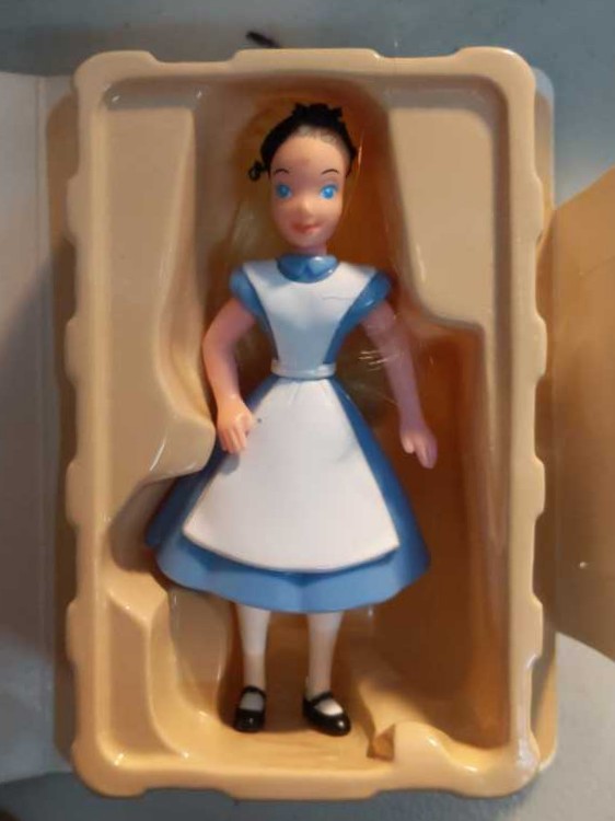 Alice In Wonderland - Disney (Walt Disney Masterpiece Collection) action figure collectible - Main Image 2