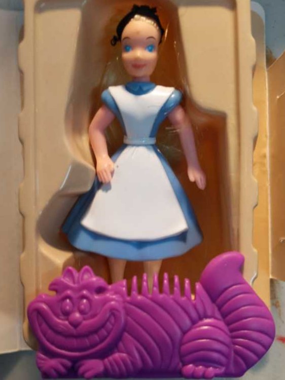 Alice In Wonderland - Disney (Walt Disney Masterpiece Collection) action figure collectible - Main Image 3