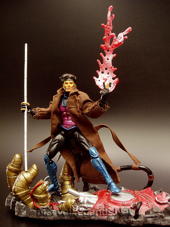 Marvel Legends Gambit Series 4 - ToyBiz - Marvel action figure collectible - Main Image 2