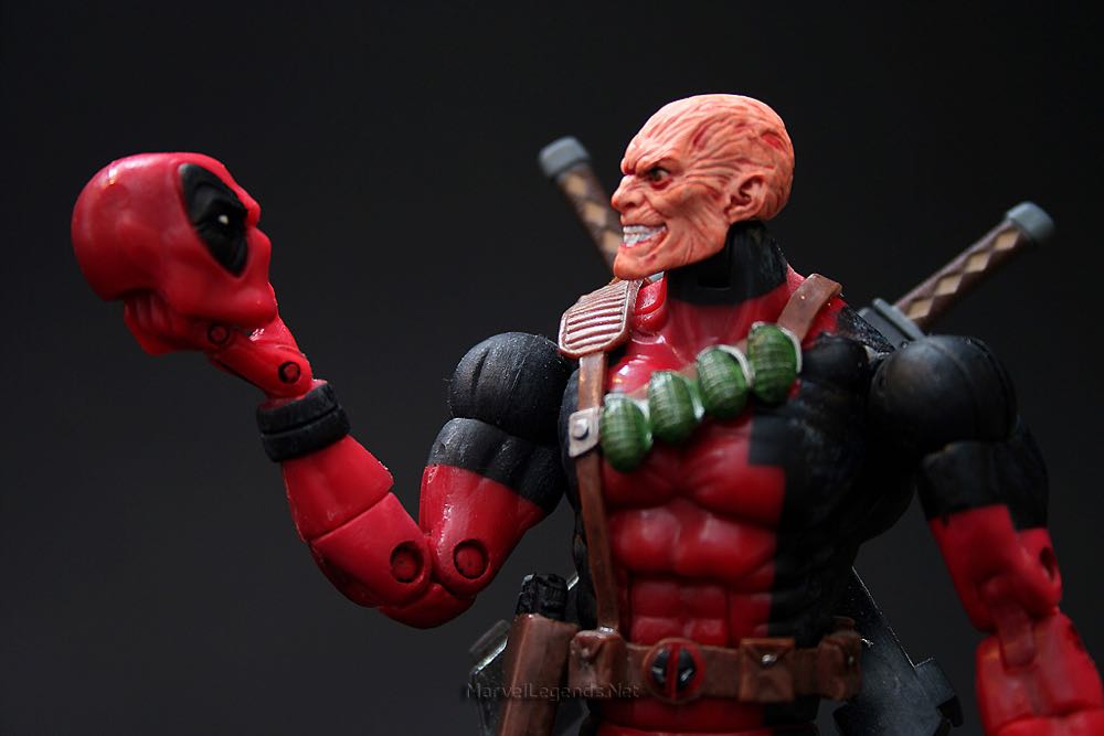 Marvel Legends Deadpool Series 6 - ToyBiz - Marvel action figure collectible - Main Image 3