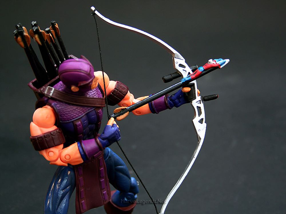 (Loose) Marvel Legends Hawkeye Series 7 - ToyBiz - Marvel action figure collectible - Main Image 3
