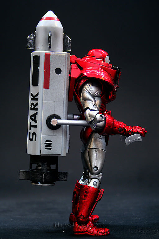 Marvel Legends Iron Man Series 7 - ToyBiz - Marvel action figure collectible - Main Image 3