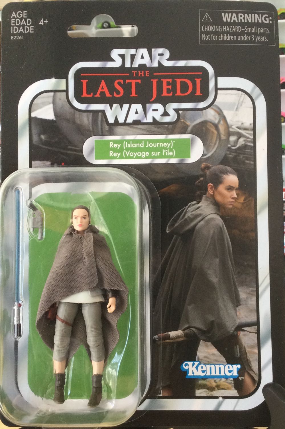 Vintage Collection - #122 - Rey (Island Journey) - Disney / Hasbro (The Last Jedi) action figure collectible - Main Image 1