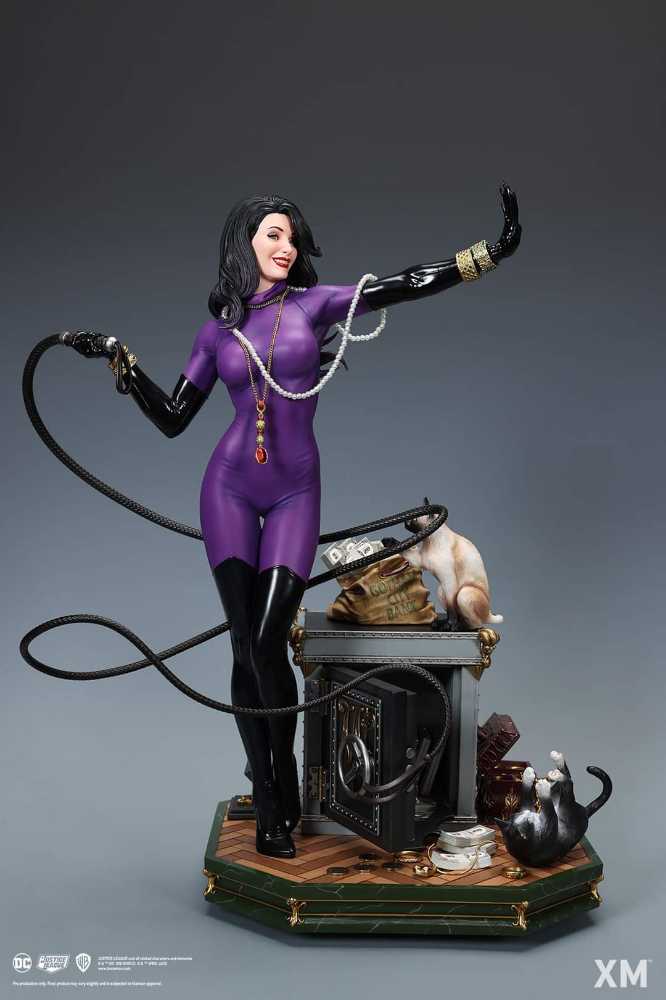 Catwoman, DC Classic (1:4) - XM Studios (DC Classic) action figure collectible - Main Image 3