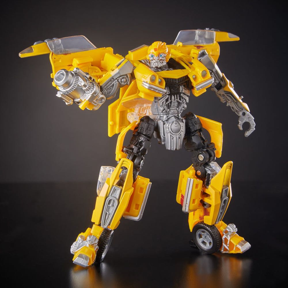 Clunker BUMBLEBEE  - Hasbro (Transformers (2007)) action figure collectible [Barcode 630509774180] - Main Image 2