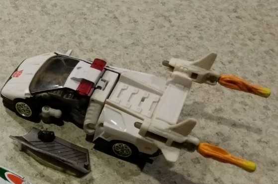 Prowl 4th Vehicle Mode - Hasbro (Robots In Disguise RID) action figure collectible - Main Image 2