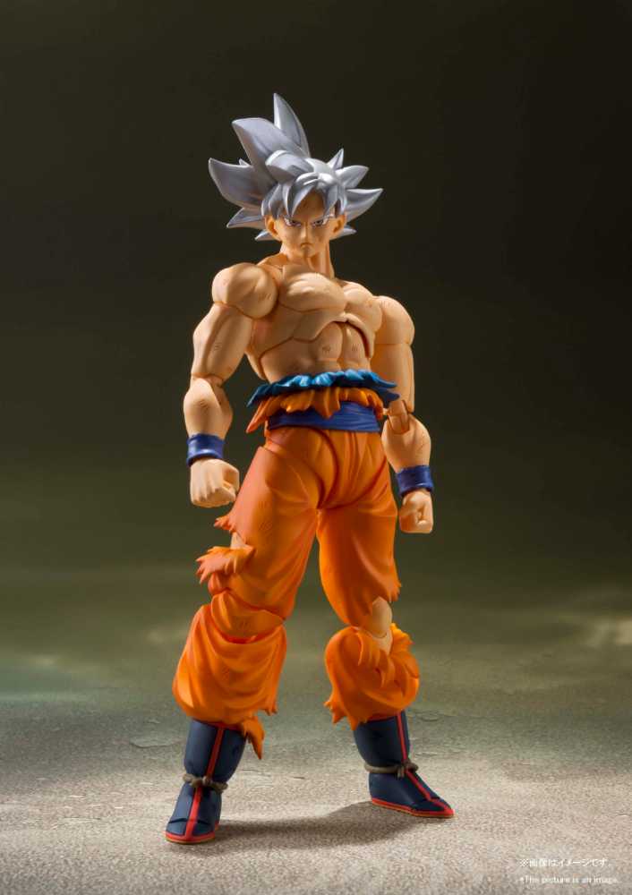 Goku (Ultra Instinct) - Bandai Spirits (Dragon Ball Super) action figure collectible - Main Image 2