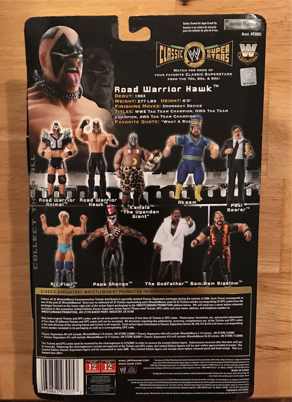Hawk - Jakks Pacific (WWE Classic Superstars) action figure collectible [Barcode 039897930053] - Main Image 2