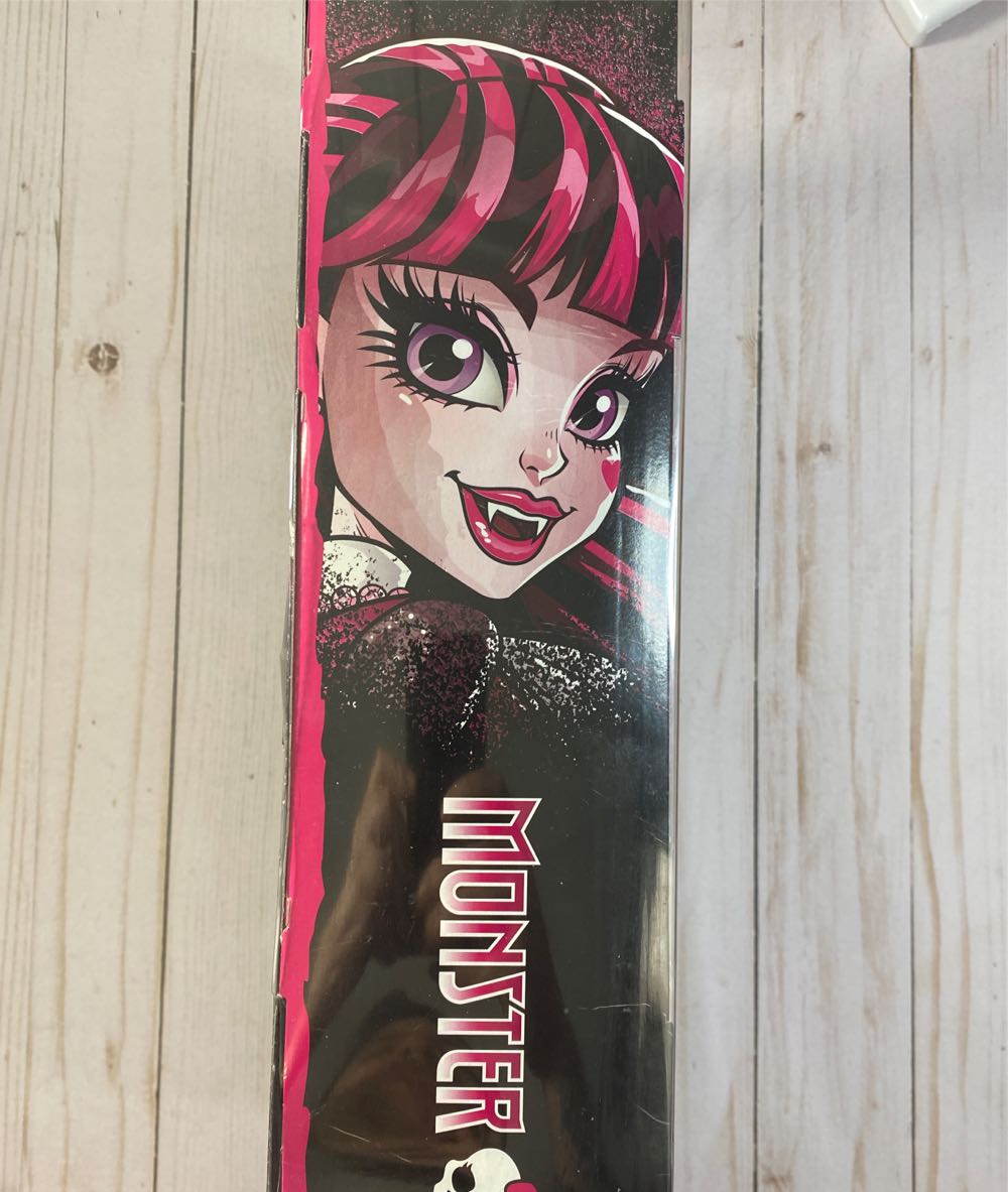 Monster High Fightfully Tall Ghouls 17” Draculara Doll Mattel New  action figure collectible [Barcode 887961290929] - Main Image 4